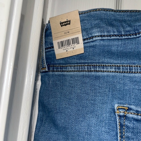 Levi’s 720 high rise distressed skinny jeans - Picture 9 of 11